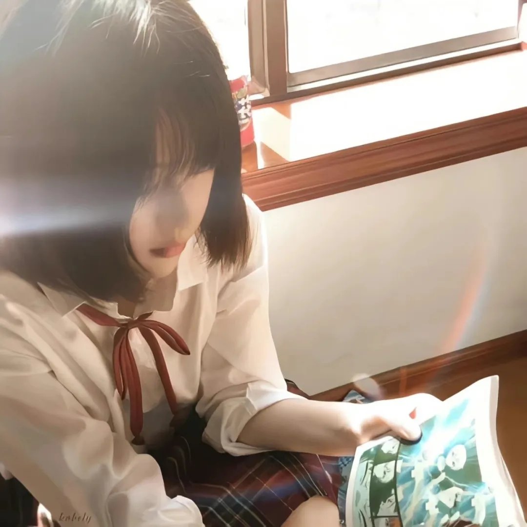 龙纹身的女孩
